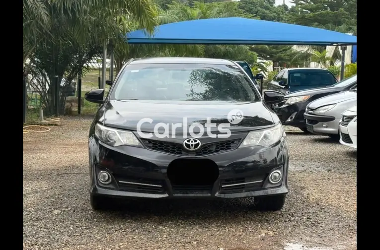 2013 TOYOTA CAMRY SE V6 - 2/5