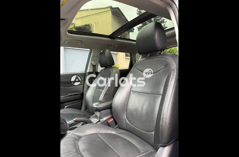 2016 Kia Soul + Plus - 3/5