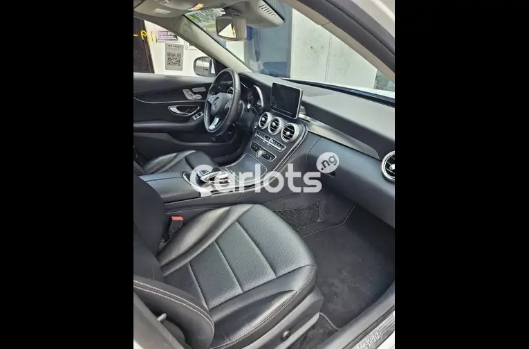 FOREIGN USED 2016 MERCEDES BENZ C300 4MATIC - 2/5