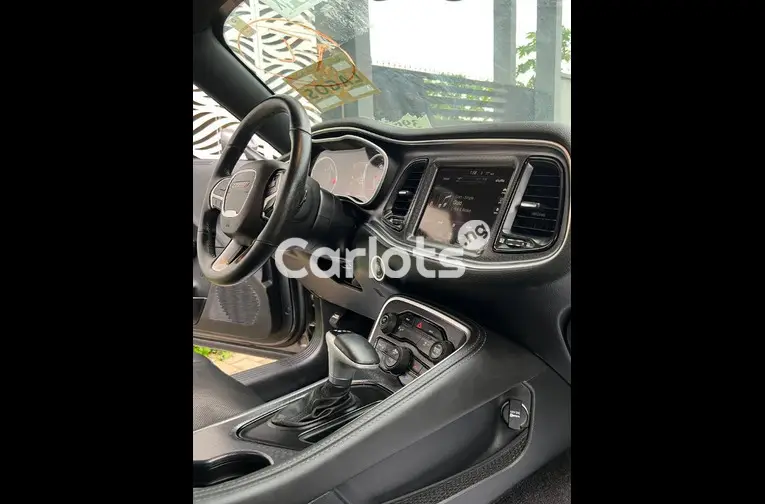 2017 DODGE CHALLENGER SXT PREMIUM - 3/4