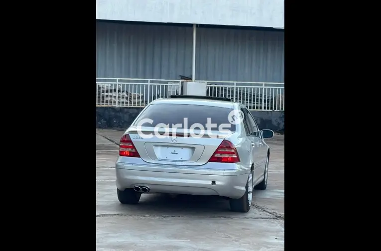 Nigerian Used Mercedes-Benz C230 2007 for sale in Kaduna - photo 5 of 5