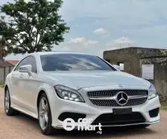 Super clean 2015 Mercedes Benz CLS400 4Matic