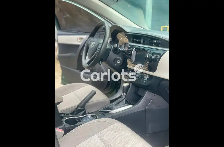 2015 TOYOTA COROLLA LE - 2/5