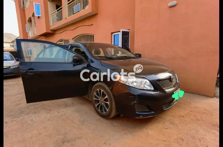 Used Toyota Corolla 2009