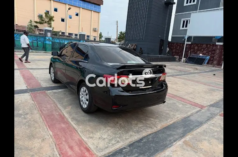 2013 TOYOTA COROLLA - 4/5