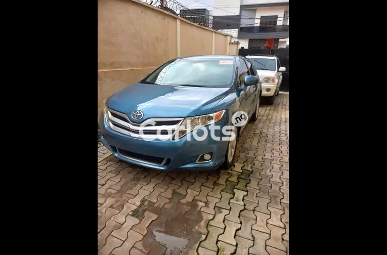 FOREIGN USED 2012 TOYOTA VENZA - 1/5