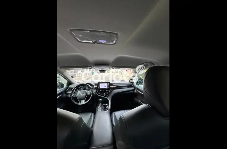 TOYOTA CAMRY 2022
