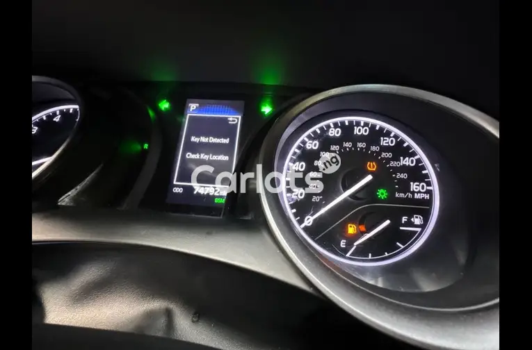 TOYOTA CAMRY 2022 - 5/5