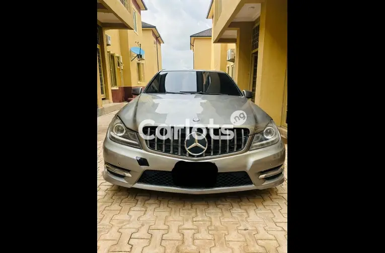 2014 UPGRADED MERCEDES BENZ C300 - 1/5