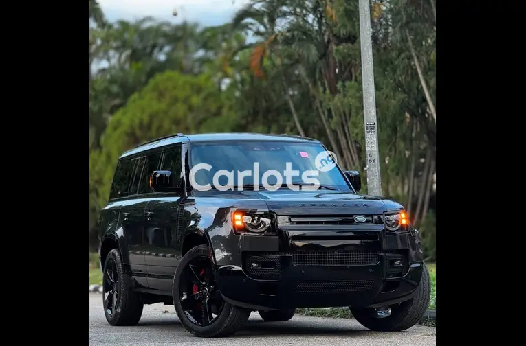 2025 LAND ROVER DEFENDER