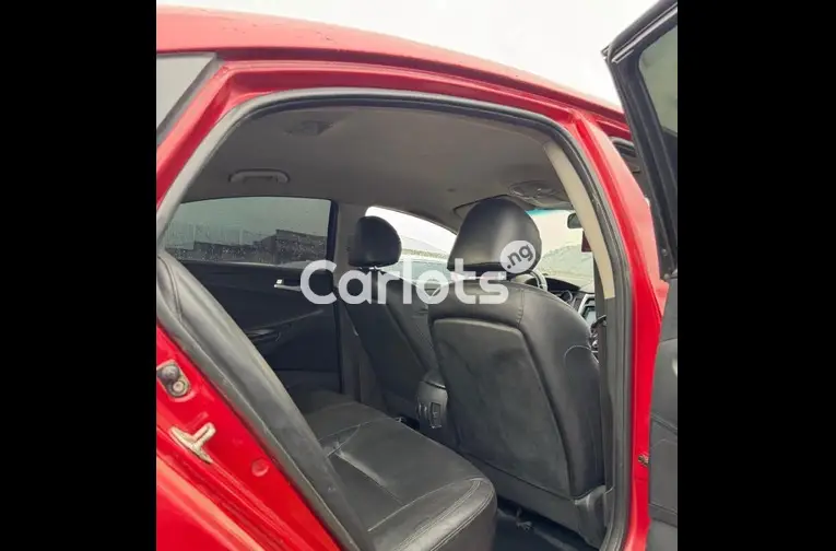 2011 HYUNDAI SONATA - 4/5
