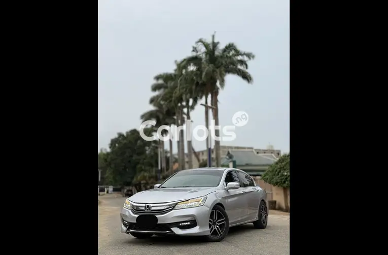 2017 UPGRADED HONDA ACCORD - 2/5