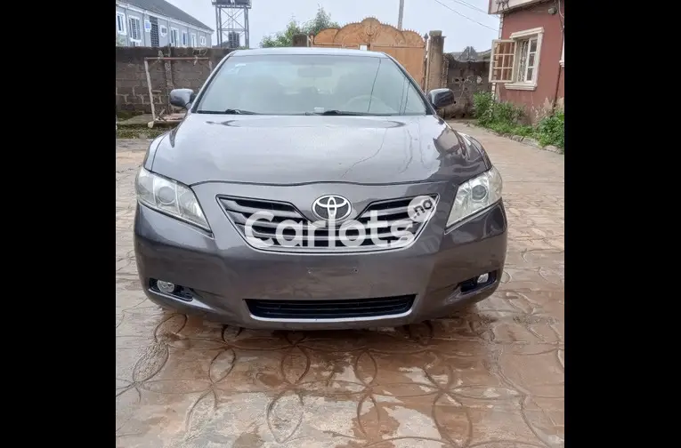 CLEAN 2008 TOYOTA CAMRY XLE