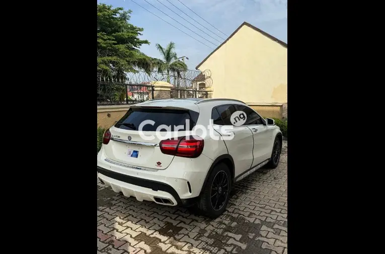 2016 MERCEDES BENZ GLA250 FULL OPTION - 5/5