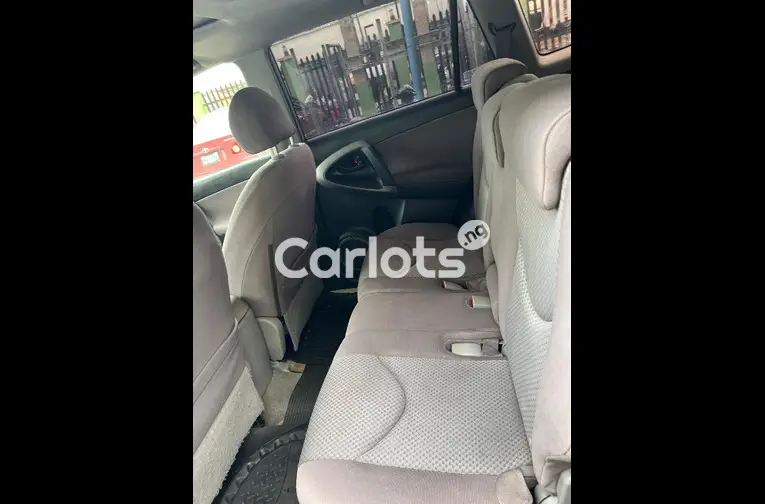 PRE-OWNED 2008 TOYOTA RAV4 FULL OPTION - 3/5