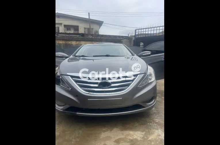 Sonata 2014 foreign used total accident free