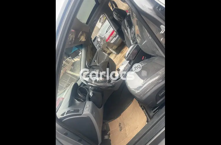 Sonata 2014 foreign used total accident free - 4/5