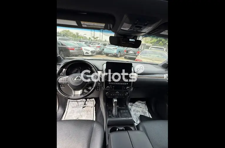 2023 LEXUS GX460 - 2/5