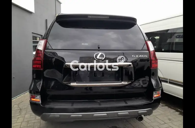 2023 LEXUS GX460 - 3/5