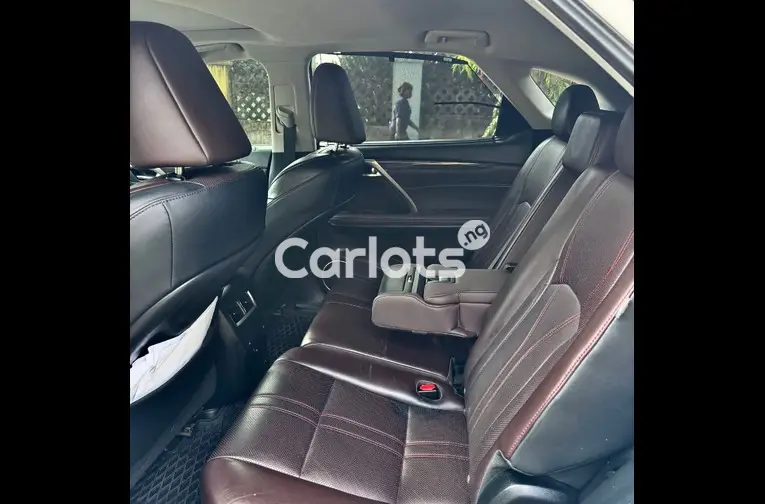 2018 LEXUS RX350 - 3/5
