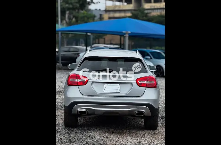 Used Mercedes Benz GLA250 2016 - 5/5