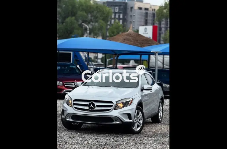 Used Mercedes Benz GLA250 2016 - 2/5