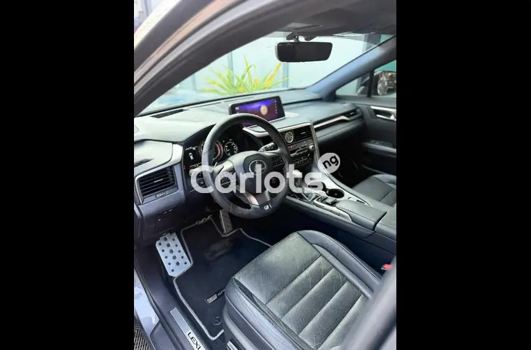 2016/17 LEXUS RX350 SPORT - 2/4