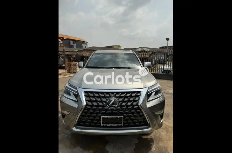 2023 LEXUS GX460