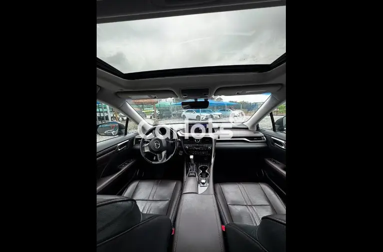 2018 LEXUS RX350 - 2/4
