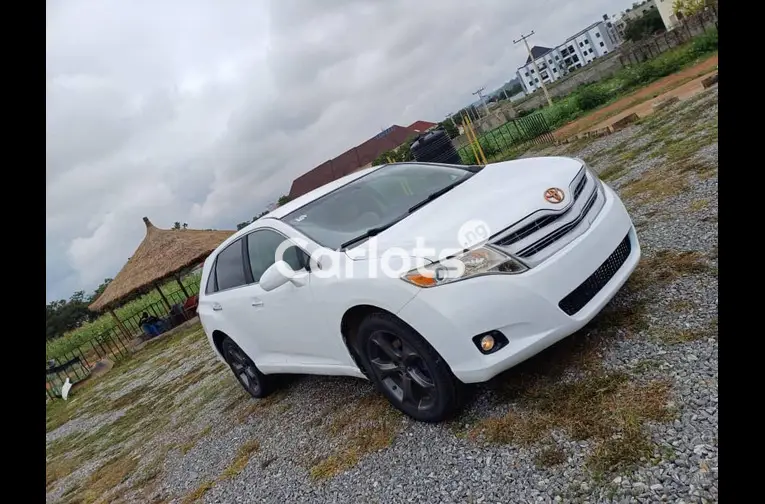 2012 KEYLESS TOYOTA VENZA - 2/5