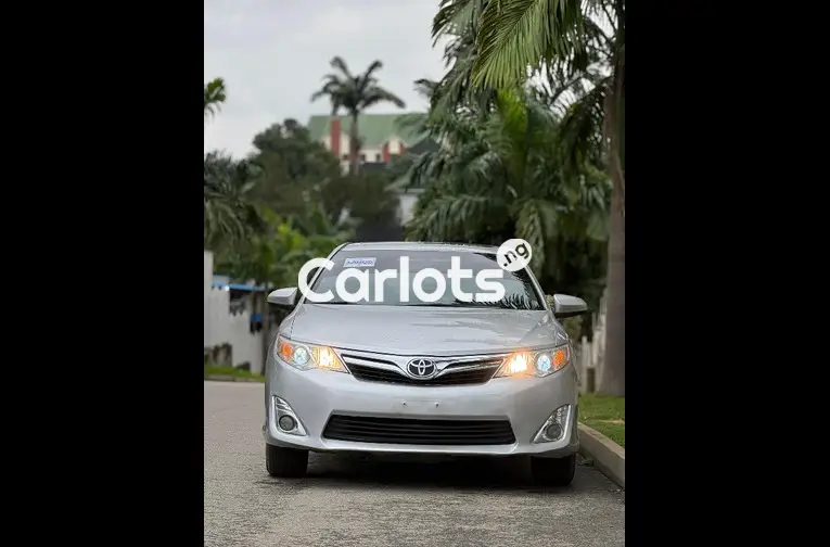 TOYOTA CAMRY 2013