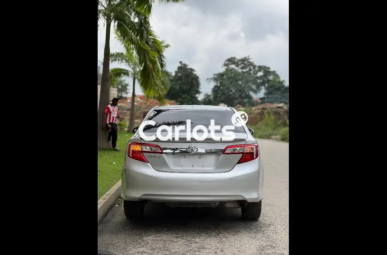 TOYOTA CAMRY 2013 - 5/5
