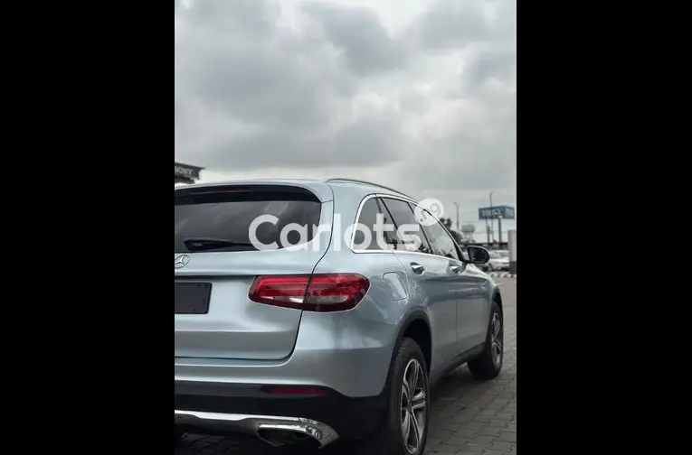 2017 MERCEDEZ BENZ GLC300 - 5/5