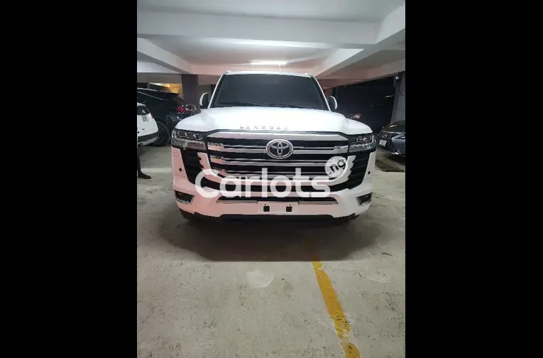 2024 UPGRADED TOYOTA LAND CRUISER for sale in Lagos, Lagos - photo 5 of 5