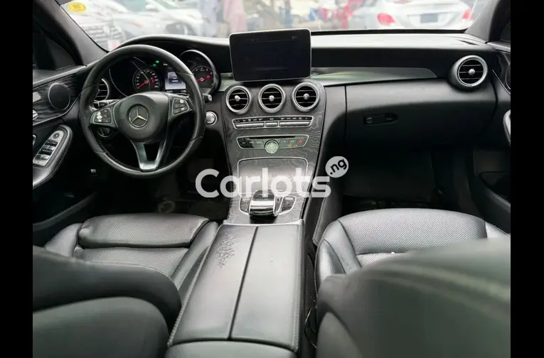 Nigerian Used 2015 MERCEDES BENZ C300 FULL OPTION for sale in Abuja, FCT - photo 2 of 5