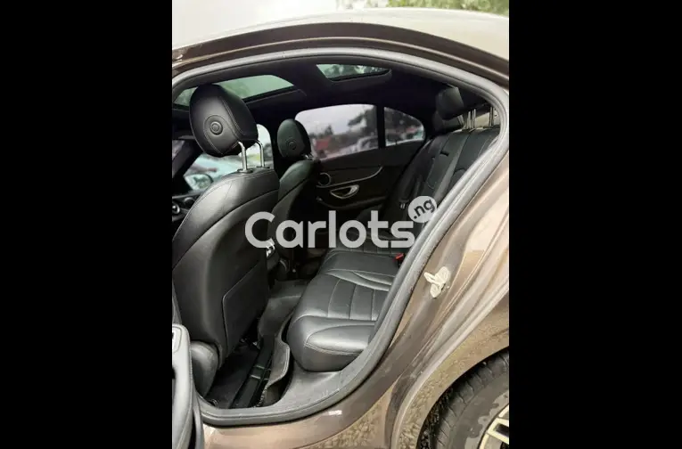 Nigerian Used 2015 MERCEDES BENZ C300 FULL OPTION for sale in Abuja, FCT - photo 3 of 5