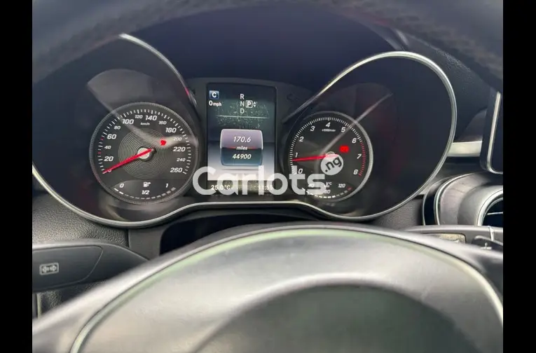 Nigerian Used 2015 MERCEDES BENZ C300 FULL OPTION for sale in Abuja, FCT - photo 4 of 5