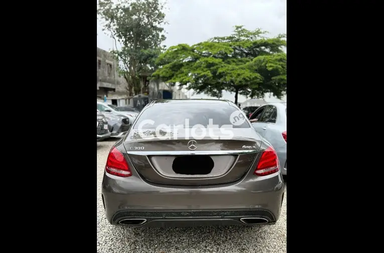 Nigerian Used 2015 MERCEDES BENZ C300 FULL OPTION for sale in Abuja, FCT - photo 5 of 5