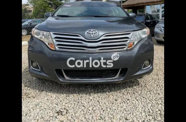 FOREIGN USED STANDARD 2011 TOYOTA VENZA