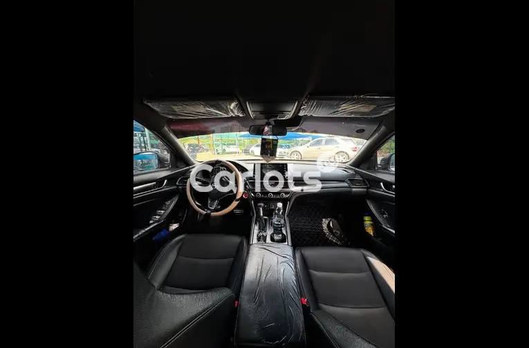 HONDA ACCORD 2018