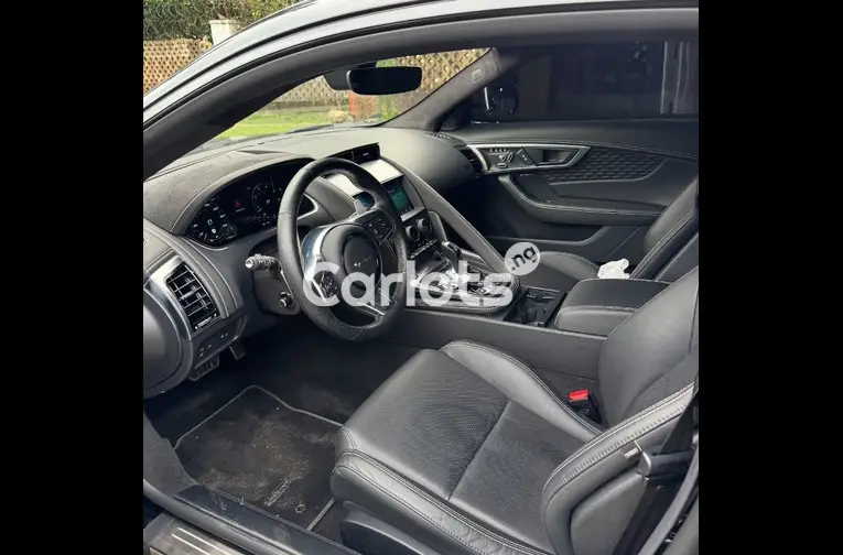 FOREIGN USED 2024 JAGUAR F-TYPE R DYNAMIC for sale in Abuja, FCT - thumbnail 3
