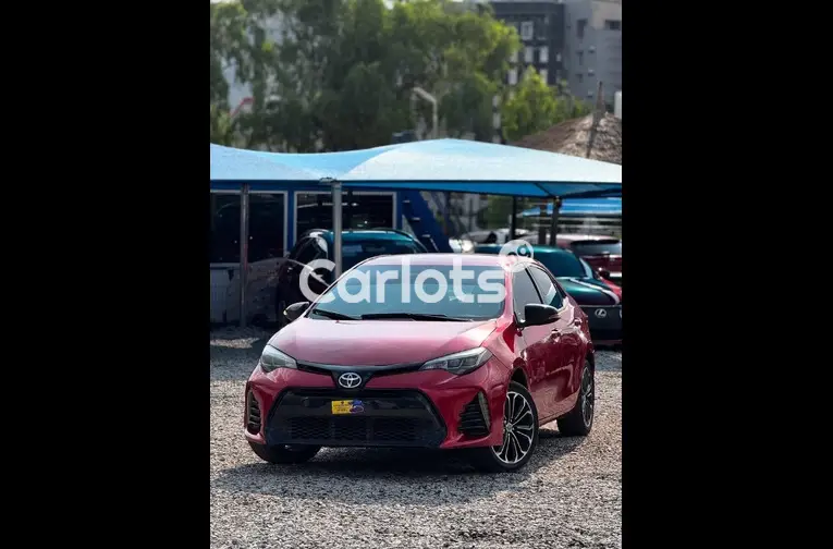2017 TOYOTA COROLLA