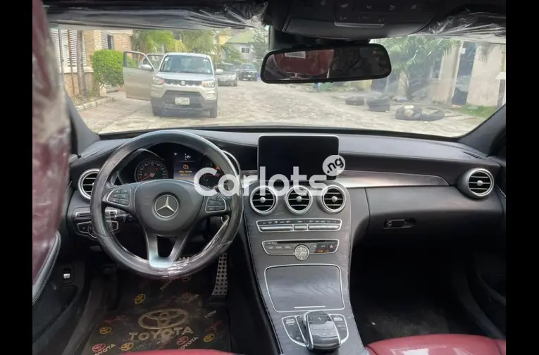 2017 MERCEDES BENZ C300 - 3/5
