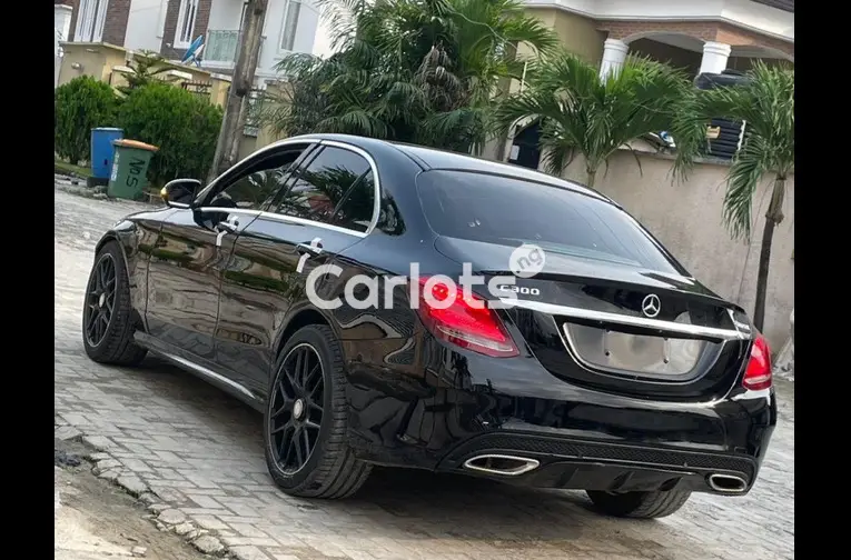 2017 MERCEDES BENZ C300 - 5/5