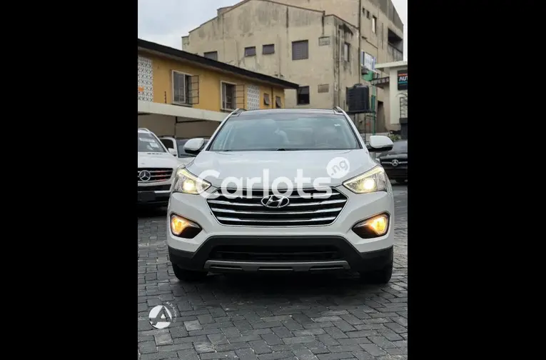 2016 Hyundai Santa Fe LWB