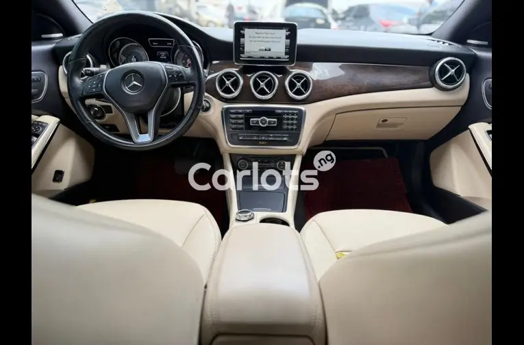 FOREIGN USED 2014 MERCEDES BENZ CLA250 for sale in Abuja, FCT - thumbnail 3