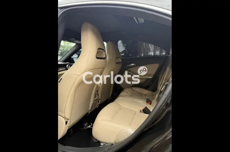 FOREIGN USED 2014 MERCEDES BENZ CLA250 for sale in Abuja, FCT - photo 4 of 5
