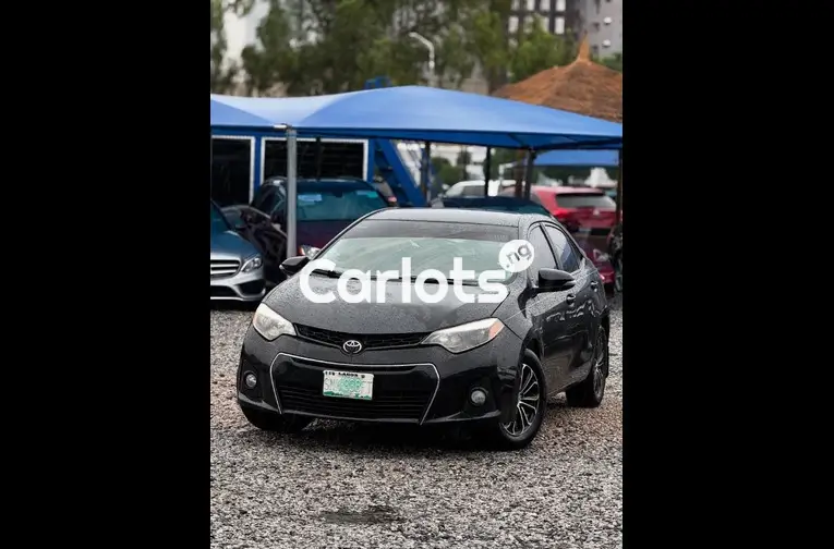 2014 TOYOTA COROLLA