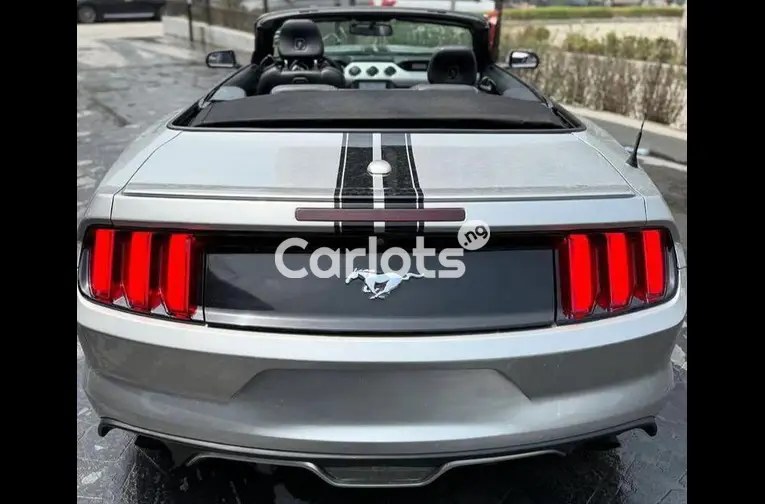 2016 ⤴️2020 FORD MUSTANG-Ecoboost Premium - 2/4