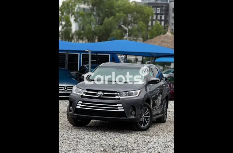 Used Toyota Highlander 2018